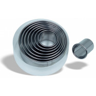 Set N. 8 Tagliapasta rotondi lisci in acciaio inox Dimensioni ø da cm. 3 a cm. 10 Modello 670-300