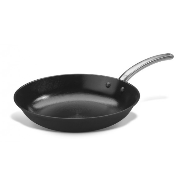 Padella in ferro ultraleggero antiaderente adatta per cucine a induzione Dimensioni ø cm. 20 x 4.5 h Modello 269-020