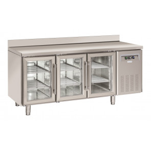 Tavolo Refrigerato in acciaio inox con alzatina Modello SRG3200 Refrigerazione ventilata 3 Porte autochiudenti in vetro