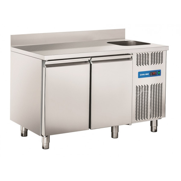 Tavolo Refrigerato GN1/1 in acciaio inox con lavello con alzatina Modello RC2200LV Refrigerazione ventilata 2 Porte in acciaio inox