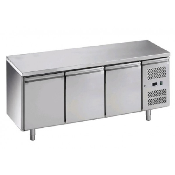 Tavolo Refrigerato 3 porte In acciaio inox AISI 210 ForCold  GN1/1 (cm 53 x 32,5) ventilato Modello G-GN3100TN-FC
